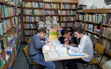 Międzynarodowy Dzień Języka Ojczystego - działania biblioteki